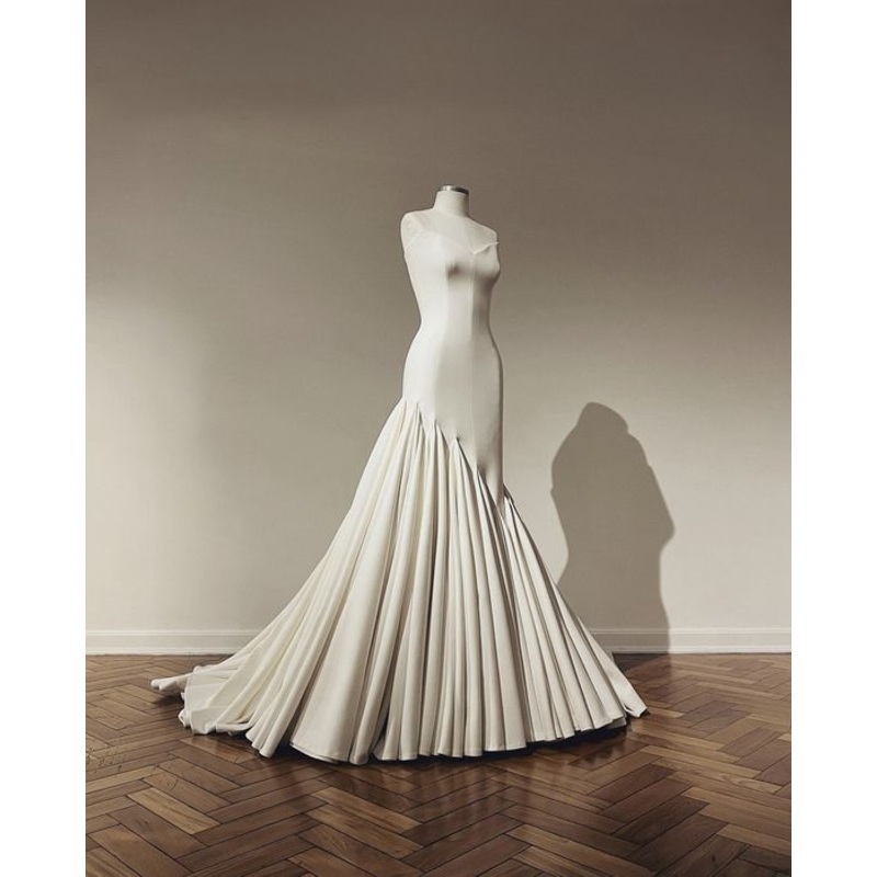 White Sweetheart Mermaid Pleated Formal Long Prom Dress, DP2939