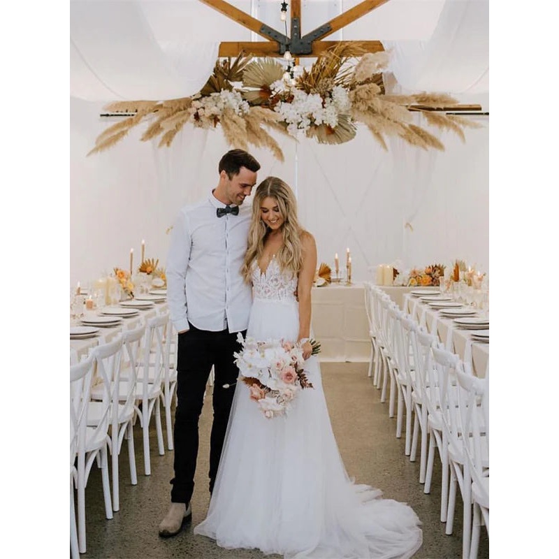 Stunning Tulle A-line Wedding Dresses With Appliques Backless Gowns Charming