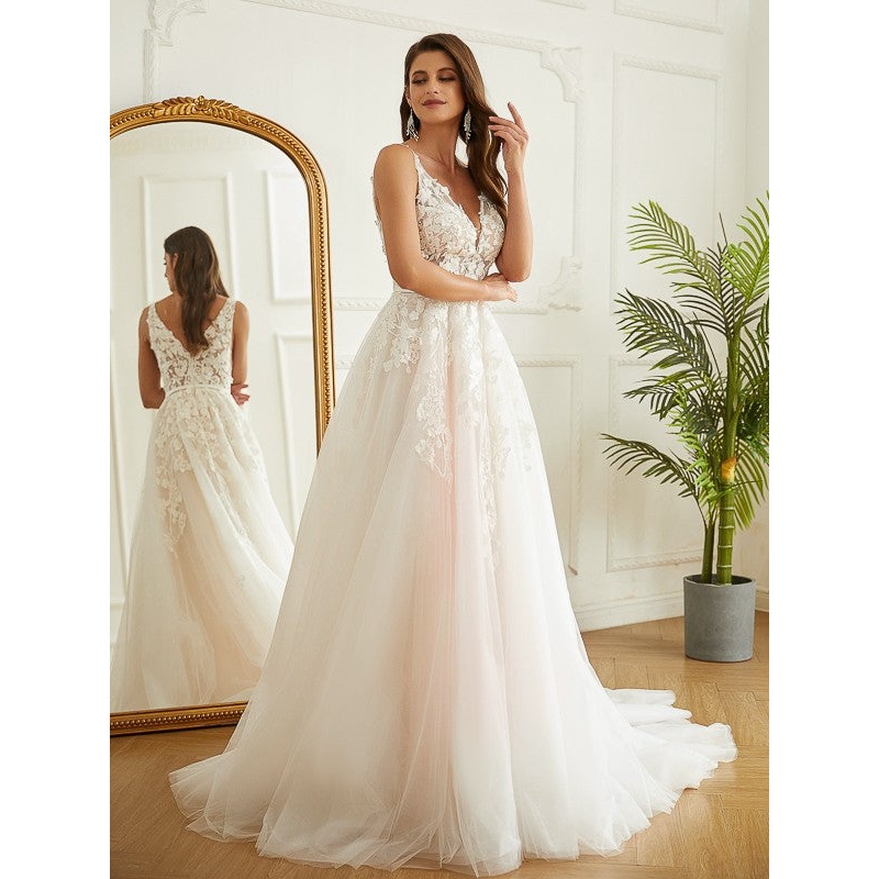 Aimishang  A-Line/Princess Tulle Applique V-neck Sleeveless Chapel Train Wedding Dresses