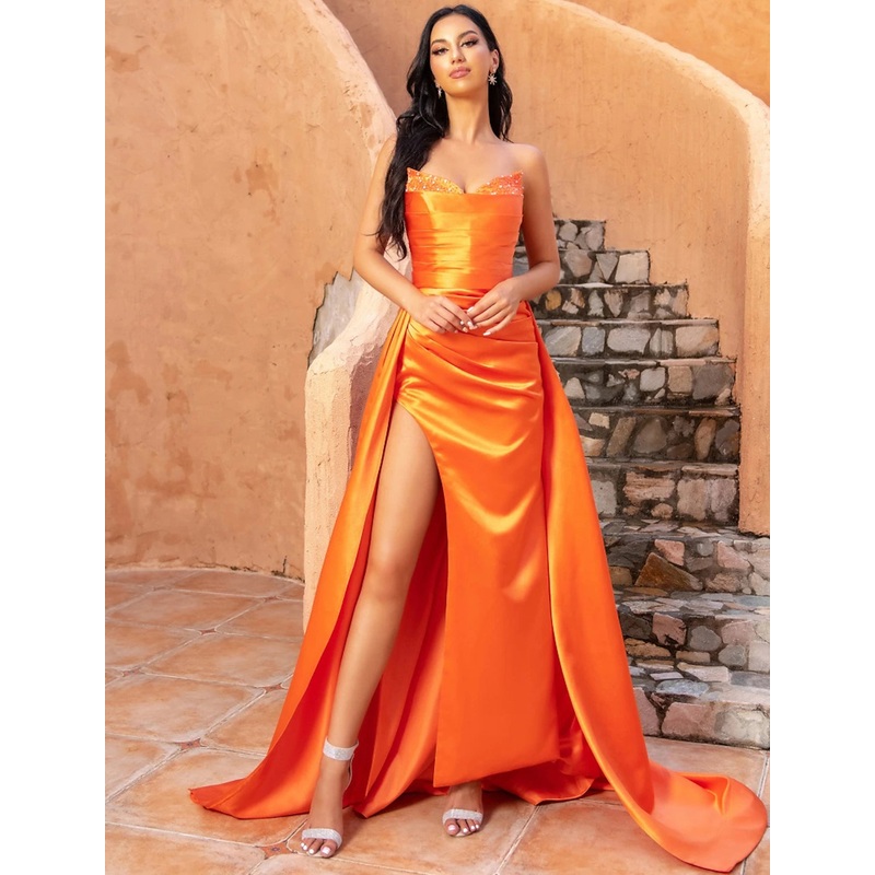 A-Line Evening Gown Celebrity Style Dress Formal Sweep / Brush Train Sleeveless V Neck Satin with Crystals Slit