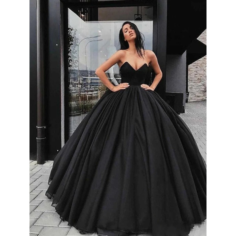 Engagement Gothic Wedding Dresses in Color Black Wedding Dresses Floor Length Ball Gown Sleeveless Sweetheart Satin With Draping