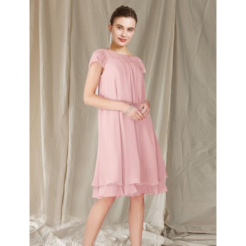 A-Line Mother of the Bride Dress Elegant Jewel Neck Knee Length Chiffon Lace Short Sleeve with Pleats