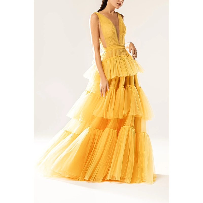 A-Line Elegant Princess Wedding Guest Formal Evening Dress V Neck Sleeveless Court Train Tulle with Tier Pure Color