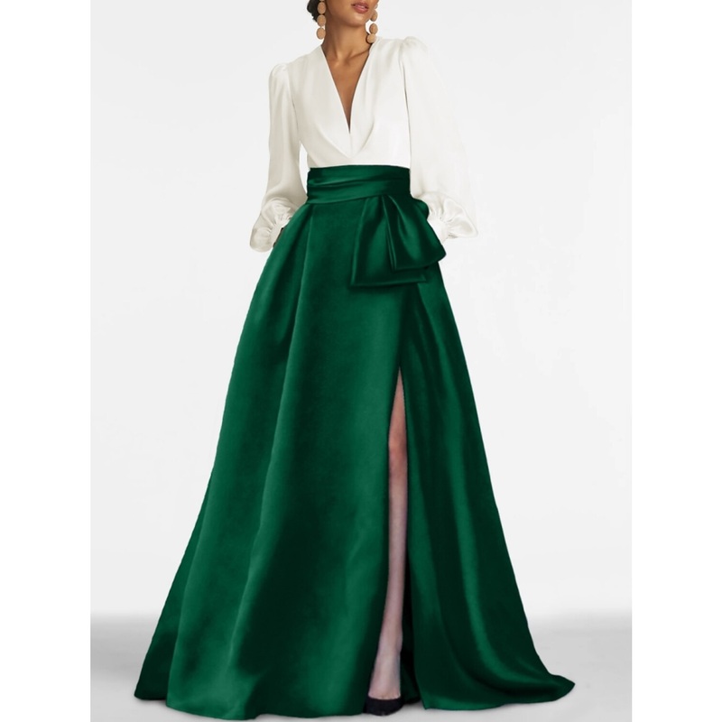 A-Line Evening Gown Elegant Dress Formal Sweep / Brush Train Christmas Long Sleeve V Neck Satin with Pleats Slit