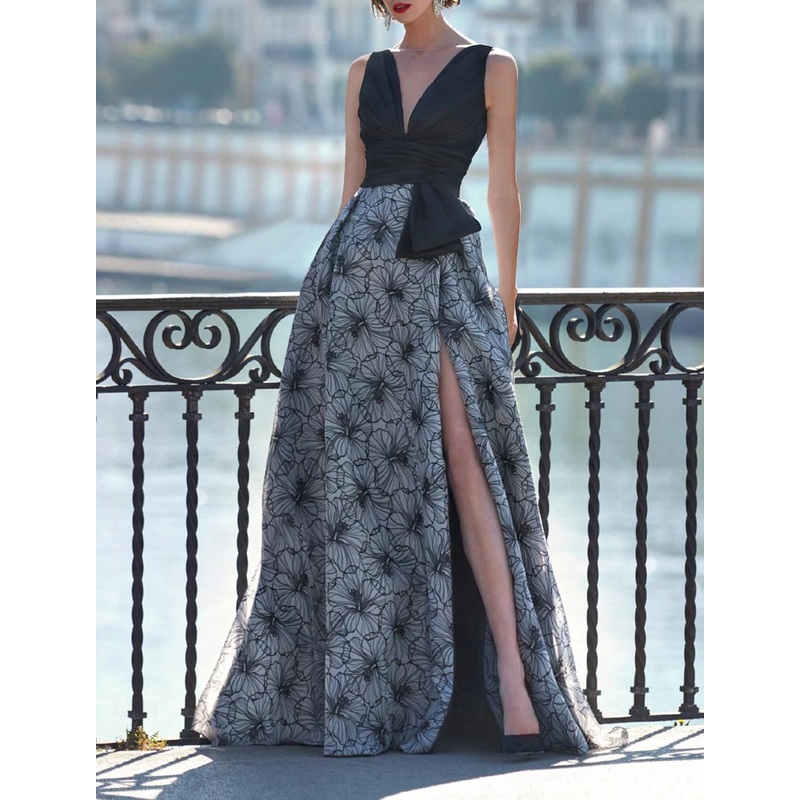 A-Line Evening Gown Elegant Dress Masquerade Prom Floor Length Sleeveless V Neck Satin with Slit Embroidery