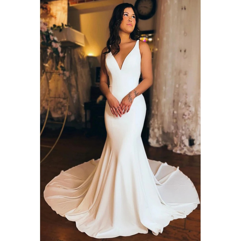 Simple Mermaid V Neck White Satin Wedding Dresses