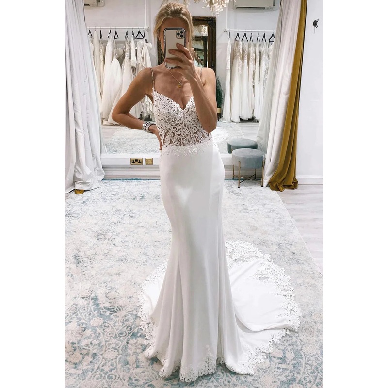 Stunning Mermaid V Neck White Satin Lace Wedding Dresses with Train
