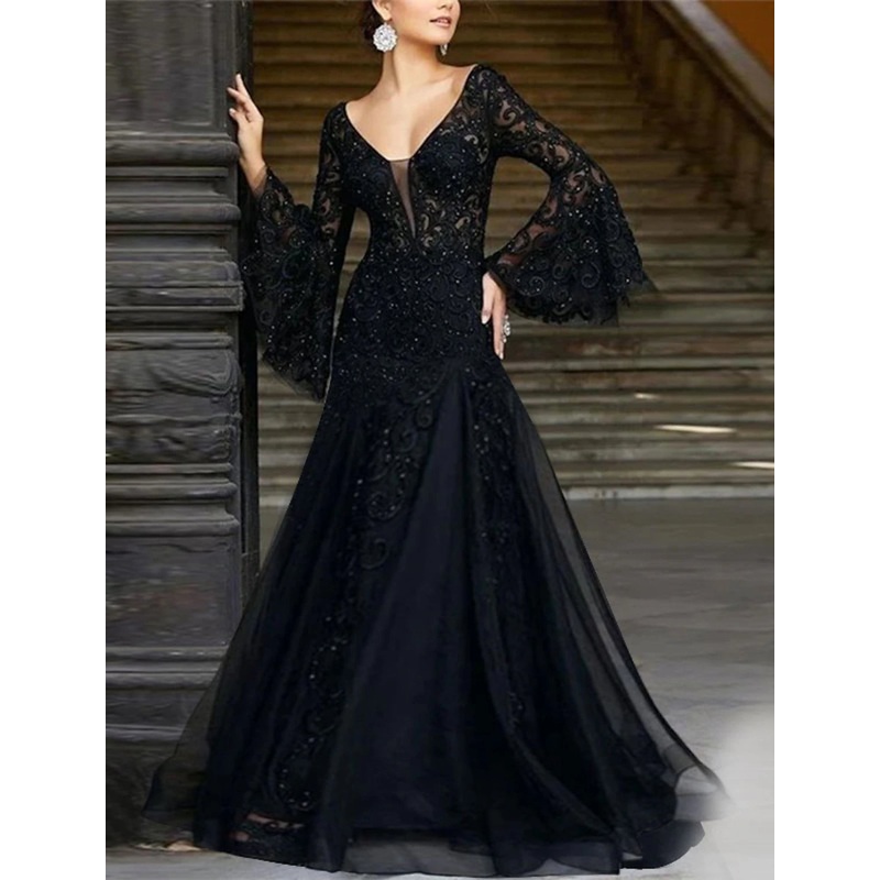 A-Line Evening Gown Black Dress Vintage Formal Wedding Guest Floor Length Long Sleeve V Neck Lace with Appliques