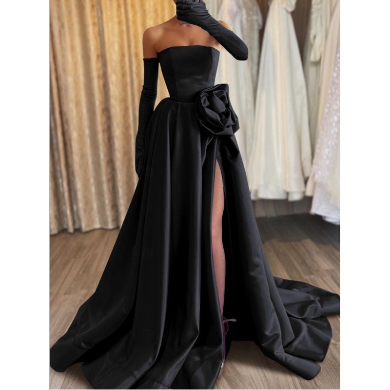 A-Line Evening Gown Elegant Formal Floor Length Sleeveless Strapless Satin with Appliques