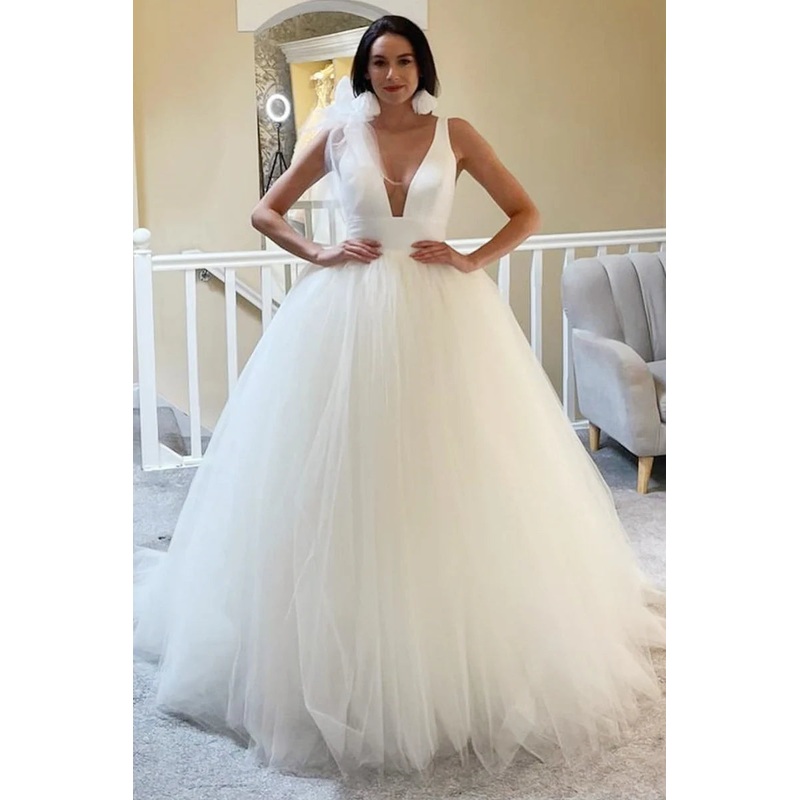 A-Line White Tulle Plunge V Open Back Wedding Dress