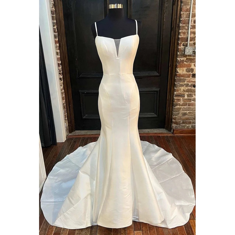 Mermaid White Spaghetti Straps Long Lace Wedding Dress