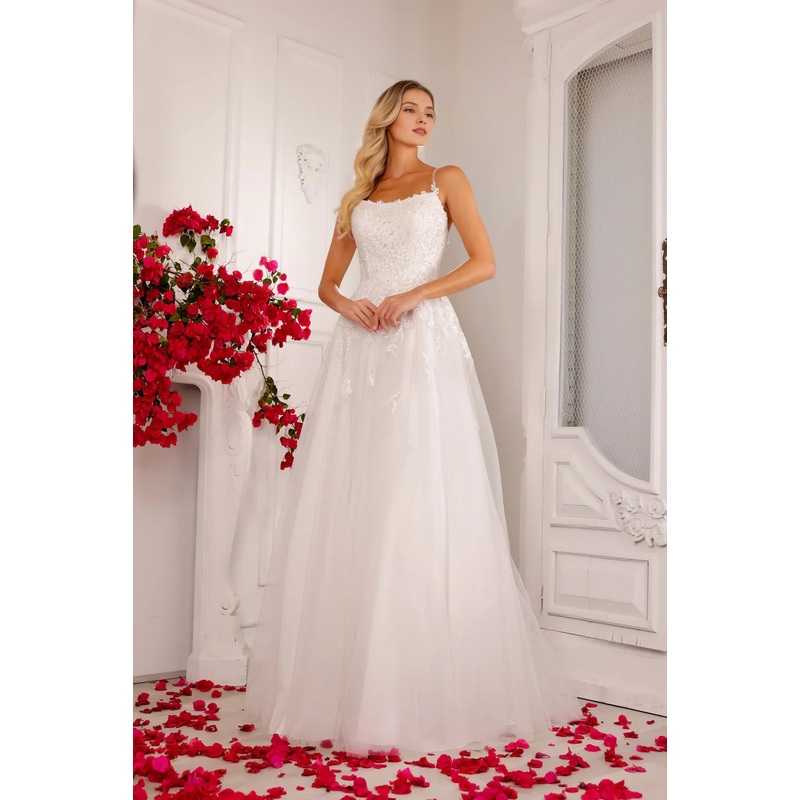Embroidered lace applique long sleeveless chiffon wedding dress